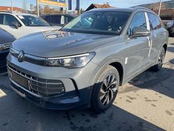 Delfin grau metallic Neu 2025 VW Tiguan Life SUV | 39.475 € (Guter Preis)