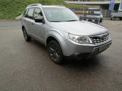 Silber Gebraucht 2012 Subaru Forester SUV | 9.500 € (Teuer)