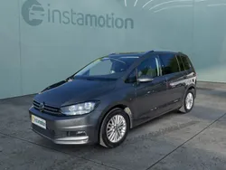 Grau Gebraucht 2018 VW Touran Join Van / Kleinbus | 20.090 € (Etwas zu teuer)