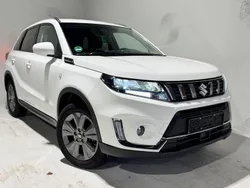 Weiß Gebraucht 2023 Suzuki Vitara Comfort SUV | 18.990 € (Guter Preis)