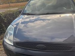 Grau Gebraucht 2005 Ford Fiesta Kleinwagen | 2.500 € (Fairer Preis)