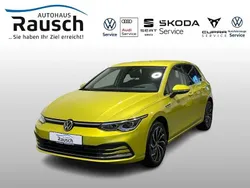 Gelb Gebraucht 2022 VW Golf VIII Limousine | 24.850 € (Fairer Preis)