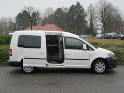Weiß Gebraucht 2015 VW Caddy Maxi Team Van / Kleinbus | 8.990 € (Fairer Preis)
