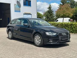 Schwarz Gebraucht 2012 Audi A4 Attraction Kombi | 8.500 € (Fairer Preis)