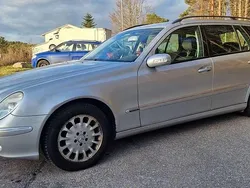 Brillantsilber metalliclack Gebraucht 2003 Mercedes E240 Kombi | 999 € (Superpreis)