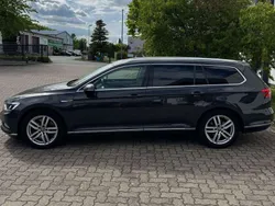 Grau Gebraucht 2017 VW Passat Highline Kombi | 18.800 € (Guter Preis)