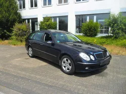 Blau Gebraucht 2005 Mercedes E320 Avantgarde Kombi | 3.990 € (Guter Preis)