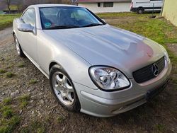 Silber Gebraucht 2002 Mercedes SLK200 Cabrio | 3.950 € (Fairer Preis)