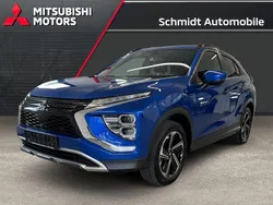 Laser blau (blau) Gebraucht 2022 Mitsubishi Eclipse Cross Plus SUV | 21.870 € (Superpreis)