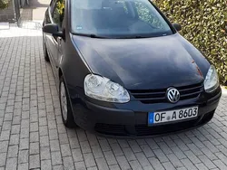 Schwarz Gebraucht 2006 VW Golf V Trendline Limousine | 2.400 € (Fairer Preis)