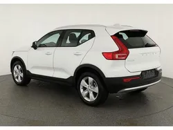 Onyx black metallic Neu 2025 Volvo XC40 Core SUV | 37.995 € (Superpreis)