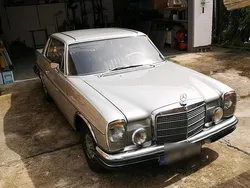 Silber Gebraucht 1971 Mercedes 250 Coupé | 9.999 €