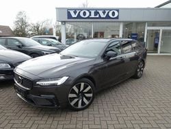 Grau Gebraucht 2025 Volvo V90 Plus Kombi | 41.900 € (Superpreis)