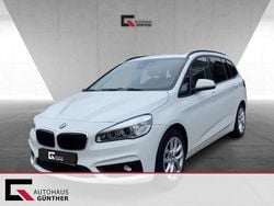 Weiß Gebraucht 2015 BMW 220 Gran Tourer Advantage Van / Kleinbus | 15.990 € (Guter Preis)