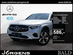 Silber hightech silver metallic Gebraucht 2024 Mercedes GLC300e Avantgarde Coupé | 62.270 €