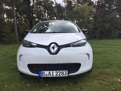 Weiß Gebraucht 2019 Renault Zoe Life Kleinwagen | 7.900 € (Fairer Preis)