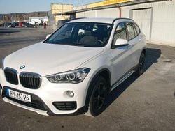 Weiß Gebraucht 2018 BMW X1 Sport Line SUV | 21.900 € (Etwas zu teuer)