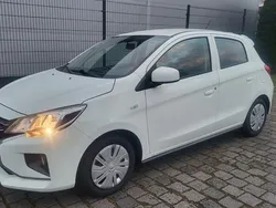 Weiß Gebraucht 2020 Mitsubishi Space Star Edition Kleinwagen | 6.800 € (Guter Preis)