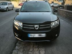 Blau Gebraucht 2014 Dacia Logan MCV Lauréate Kombi | 3.500 € (Guter Preis)