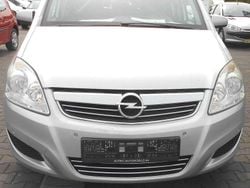 Silber Gebraucht 2009 Opel Zafira Edition Van / Kleinbus | 2.499 € (Guter Preis)