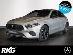 Silber Gebraucht 2024 Mercedes A250 Progressive Kleinwagen | 31.790 € (Fairer Preis)