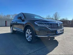 Schwarz Gebraucht 2018 VW Touareg SUV | 33.900 € (Teuer)