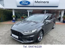 Grau Gebraucht 2021 Ford Mondeo ST-Line Limousine | 28.490 €