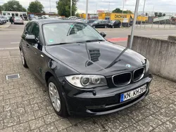 Schwarz Gebraucht 2011 BMW 118 Advantage Kleinwagen | 5.690 € (Fairer Preis)