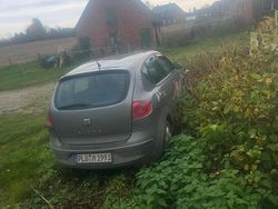 Grau Gebraucht 2007 Seat Altea Limousine | 899 €