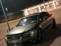 Grau Gebraucht 2007 Audi S8 Comfort Limousine | 14.900 € (Fairer Preis)