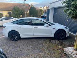 Weiß Gebraucht 2022 Tesla Model 3 Performance Limousine | 34.990 € (Etwas zu teuer)
