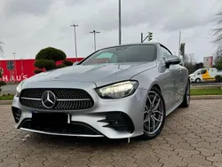 Silber Gebraucht 2021 Mercedes E220 AMG line Cabrio | 43.500 €