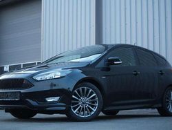 Schwarz Gebraucht 2017 Ford Focus ST-Line Limousine | 9.230 € (Guter Preis)