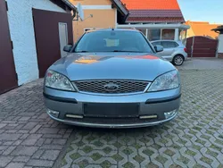 Silber Gebraucht 2007 Ford Mondeo Kombi | 700 € (Superpreis)