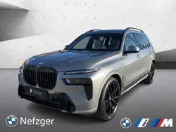 Grau Gebraucht 2024 BMW X7 Comfort Edition SUV | 109.900 €