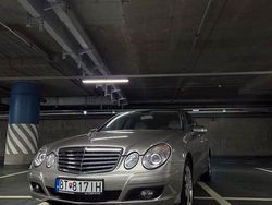 Silber Gebraucht 2006 Mercedes E200 Classic Limousine | 10.999 €