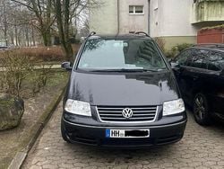 Schwarz Gebraucht 2005 VW Sharan Van / Kleinbus | 2.700 € (Teuer)