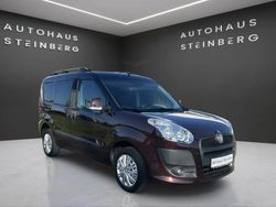 Braun Gebraucht 2011 Fiat Doblò Van / Kleinbus | 9.850 €