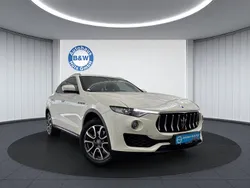Weiß Gebraucht 2016 Maserati Levante SUV | 31.999 € (Teuer)