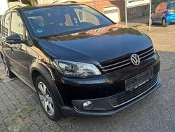 Schwarz Gebraucht 2013 VW Touran Cross Van / Kleinbus | 9.600 € (Guter Preis)