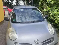 Grau Gebraucht 2005 Nissan Micra Visia Kleinwagen | 600 € (Fairer Preis)