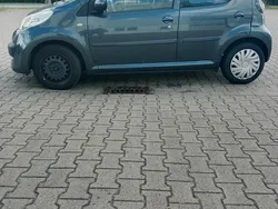 Grau Gebraucht 2008 Citroën C1 Kleinwagen | 900 € (Guter Preis)