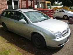 Silber Gebraucht 2004 Opel Vectra Basis Kombi | 499 € (Guter Preis)
