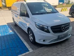 Weiß Gebraucht 2019 Mercedes Vito Van / Kleinbus | 17.000 €