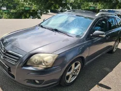 Grau Gebraucht 2007 Toyota Avensis Sol Kombi | 1.250 € (Fairer Preis)