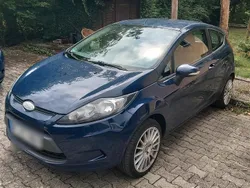 Blau Gebraucht 2009 Ford Fiesta Kleinwagen | 2.555 € (Fairer Preis)