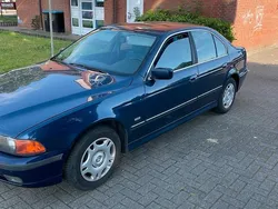 Blau Gebraucht 2000 BMW 523 Limousine | 1.700 € (Guter Preis)