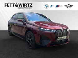 Aventurinrot Gebraucht 2024 BMW iX Sport Line SUV | 77.800 € (Teuer)