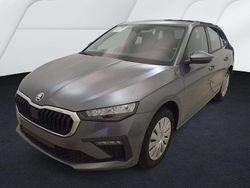 Graphite grau metallic Gebraucht 2025 Skoda Scala Essence Kleinwagen | 20.940 € (Guter Preis)