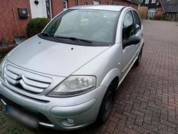 Grau Gebraucht 2007 Citroën C3 Comfort Limousine | 3.333 € (Fairer Preis)
